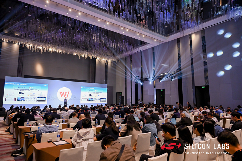 1762151954651878.jpg Works With 2025.jpg