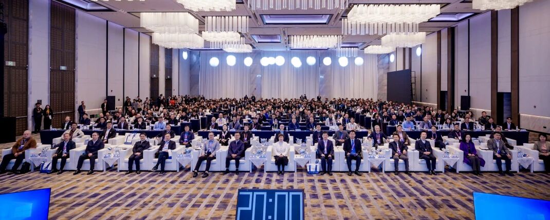 1764583809904022.jpg 2.jpg