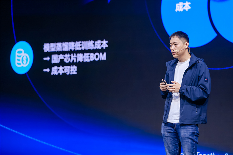 1765527640923556.jpg 苗乾坤|新石器无人车首席技术官.jpg