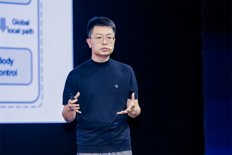 1765790826630608.png 5、地平线机器人实验室负责人 苏治中.png