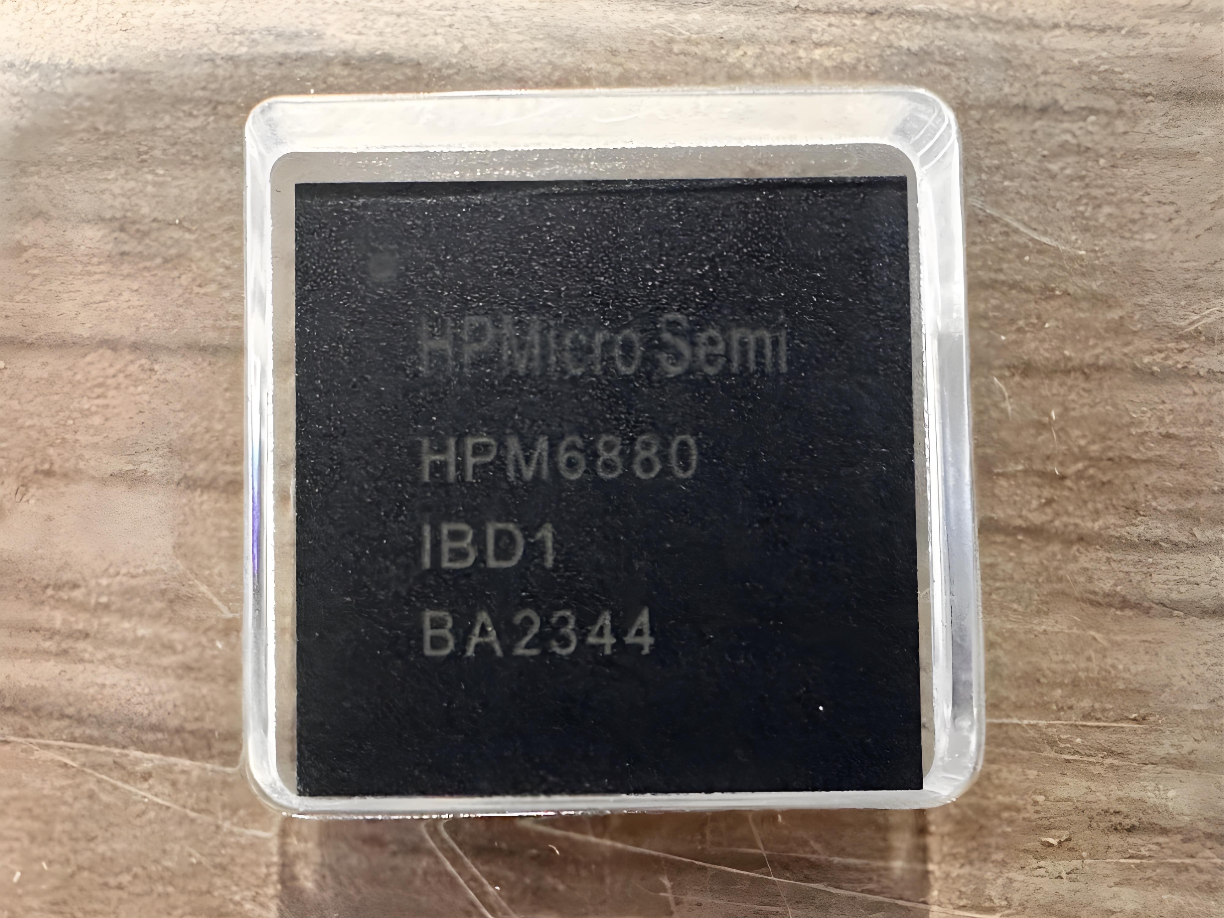 2025硬核芯云展览：RISC-V芯引擎！先楫半导体HPM6800终结智能座舱“黑屏焦虑”